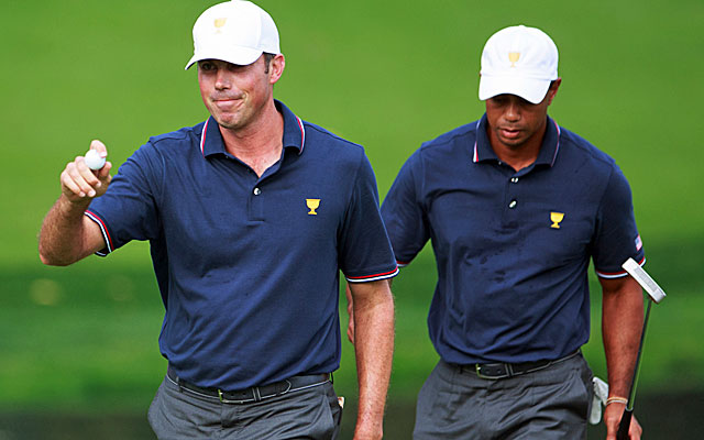 Tiger Woods and Matt Kuchar play well together in their Day 1 win. (USATSI)
