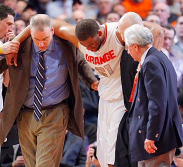 Arinze Onuaku sustains a knee strain late in the game. 