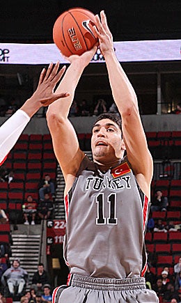 Enes Kanter is causing a stir after reports surfaced that he was paid $100K while playing in Turkey. (Getty Images)