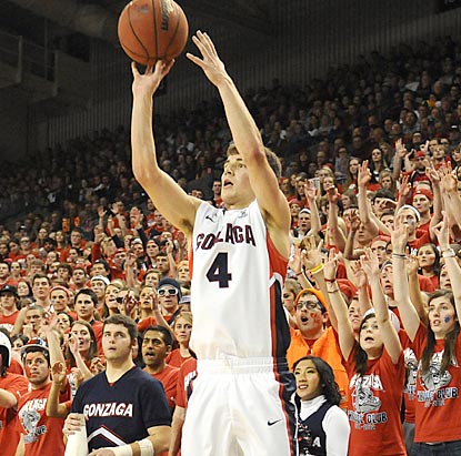 http://sports.cbsimg.net/u/photos/basketball/college/img16122125.jpg