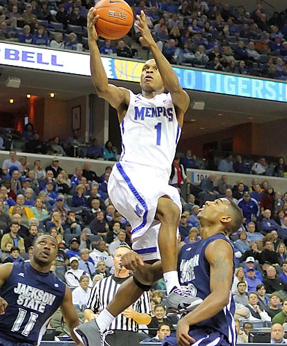 Memphis native Joe Jackson pleases the hometown crowd with a 6-of-10 shooting performance and a game-high 15 points.  (US Presswire)