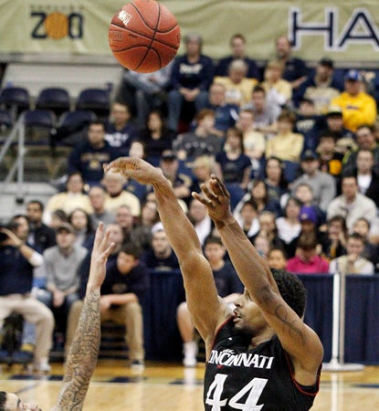 JaQuon Parker shoots the 'J' here for two of his career-high 21 points. (AP)