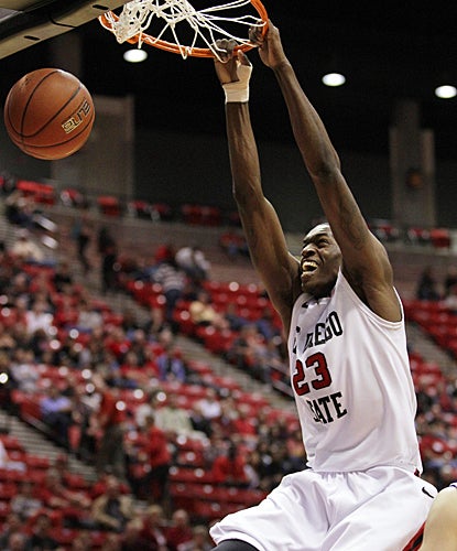 DeShawn Stephens scores 18 points, helping SDSU to its second-fastest start in school history. (AP)