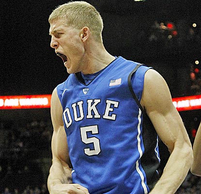Mason Plumlee is strong inside with nine points and eight boards to complement Ryan Kelly's big, 21-point night. (AP)
