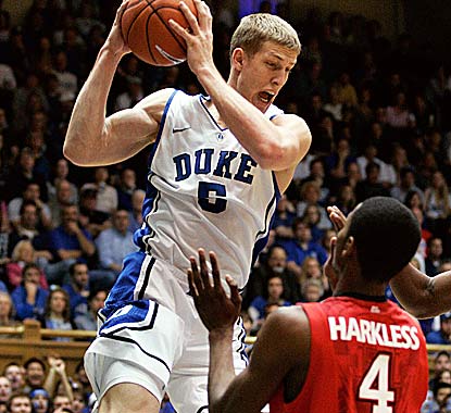 Mason Plumlee grabs a career-high 17 rebounds to go with 15 points for Duke, which overcomes a 30-13 game by Moe Harkless. (US Presswire)