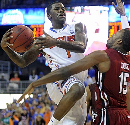 Florida's Kenny Boynton scores 24 points as the Gators secure their sixth straight win.  (AP)