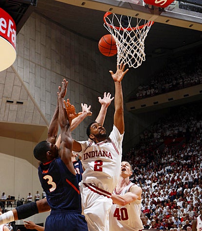 Indiana's Christian Watford fights through the Fighting Illini for 18 points and five rebounds. (US Presswire)