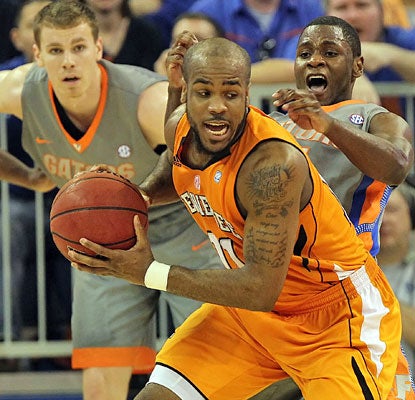 Trae Golden helps Tennessee make it a gray day for the Gators, scoring 17 points in the Vols' victory. (US Presswire)