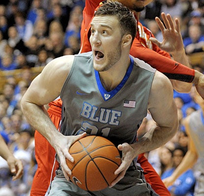 Miles Plumlee scores 13 points while becoming the first Duke player with 20 or more rebounds since Elton Brand in 1998.  (AP)