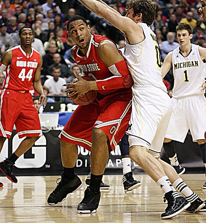 Jared Sullinger scores 24 points to lead the Buckeyes past rival Michigan and advance to the Big Ten title game. (US Presswire)