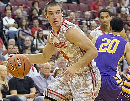 Aaron Craft, above, scores a career-high 20 points to lead the Buckeyes with Lenzelle Smith Jr. adding 18. (US Presswire)