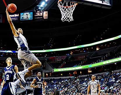 Georgetown's Otto Porter skies for the jam in the Hoyas' 89-53 win over Longwood. (US Presswire)