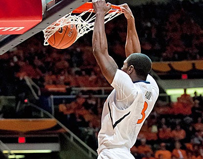 Illinois' Brandon Paul scores 17 points as the Illini put away Eastern Kentucky late. (US Presswire)