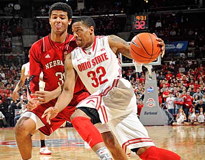 Lenzelle Smith scores 17 points for Ohio State in the Buckeyes' 70-44 win over Nebraska. (US Presswire)