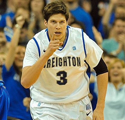 Doug McDermott scores 25 points and grabs nine boards as Creighton wins its eighth straight.  (Getty Images)