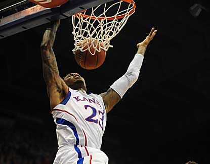 Ben McLemore lights up Kansas State for 30 points as the Jayhawks break a three-game losing streak. (US Presswire)