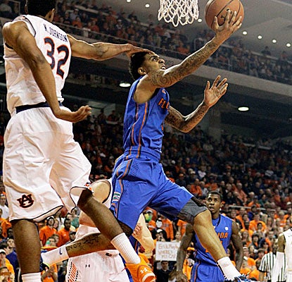 Mike Rosario puts his head into it and comes up with a season-high 22 points as the Gators scorch the Tigers. (US Presswire)