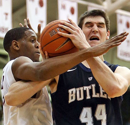 Andrew Smith returns to the Butler lineup with 12 points, including four key free throws late.  (US Presswire)