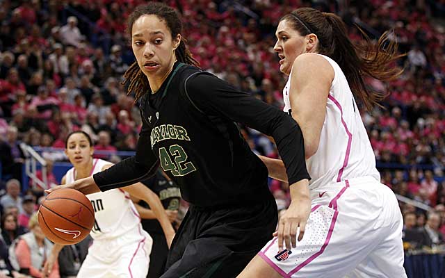 Brittney Griner scores 25 points to reach 3,000 for her career in No. 1 Baylor's win over No. 3 UConn. (US Presswire)