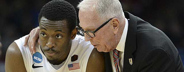 Xavier Thames and Steve Fisher are looking for a way past Arizona at Anaheim. (USATSI)