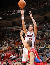 Mike Miller's 3-point shooting could space the floor in Miami. (Getty Images)
