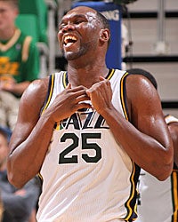 Utah is counting on Al Jefferson to duplicate Carlos Boozer's production. (Getty Images)