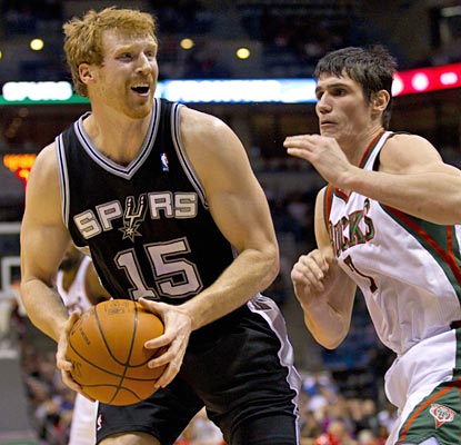 Matt Bonner goes to work in the second half, scoring all of his 17 points after the intermission.  (US Presswire)