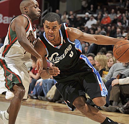 Ramon Sessions drives for two of his 22 points in the loss, Cleveland's 15th straight and 25th in 26 games. (Getty Images)