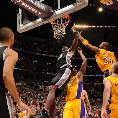 Antonio <span class=