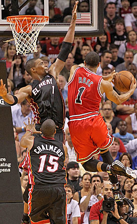 Derrick Rose shows the Heat what a team can do with a top-notch point guard running the show. (Getty Images)