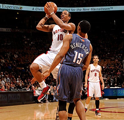DeMar DeRozan, averaging 16.4 points per game, scores 11 at home vs. the Bobcats. (Getty Images)