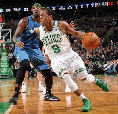 Rajon Rondo records 20 points and 14 assists against the Wizards to lead the Celtics to an important late-season win. (Getty Images)