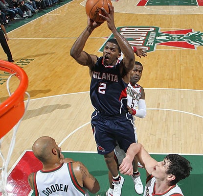 Joe Johnson puts up a season-high 28 points with 14 coming in the final quarter. (Getty Images)