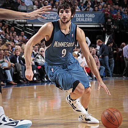 Ricky Rubio notches a double-double with 18 points and 10 assists in 42 big minutes.  (Getty Images)