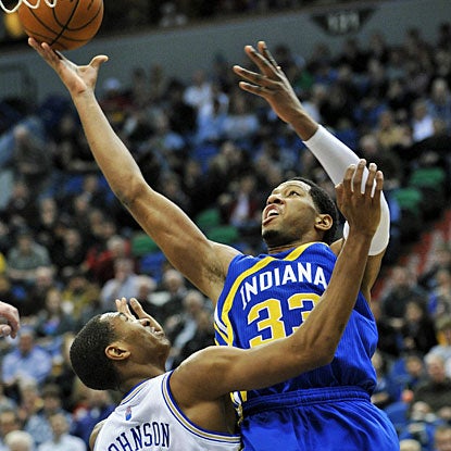 Danny Granger has a productive game for the Pacers, scoring 29 of his 36 points in the second half, including 17 in the third. (AP)