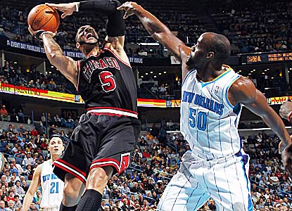 Carlos Boozer scores 18 for the Bulls, who receive only six from star guard Derrick Rose in the rout.  (Getty Images)