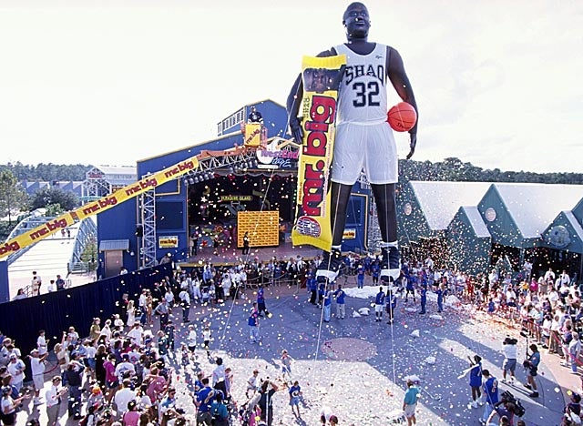 Orlando circa 1996 couldn't hold Shaq, but the Magic hope to keep their star center this time. (Getty Images)