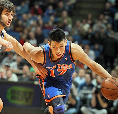 Jeremy Lin doesn't have his best of games (six turnovers) but he does more than enough to help the Knicks continue to win. (Getty Images)
