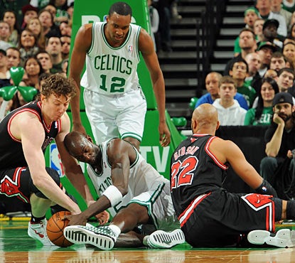 K.G. (13 points, 12 rebounds) and the Celtics do all they can to snag a victory from the Eastern Conference-leading Bulls. (Getty Images)