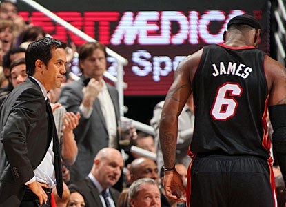 Neither coach Erik Spoelstra, nor Lebron James, who scores 35 points, are pleased with the outcome in Salt Lake City. (Getty Images)