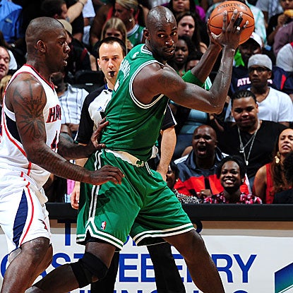 Kevin Garnett contributes 16 points as the Celtics hold off a late rally by the Hawks to win. (Getty Images)