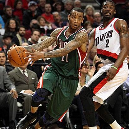 Monta Ellis adds 14 points and nine assists in the Bucks' sixth straight victory, defeating the Trail Blazers.  (US Presswire)