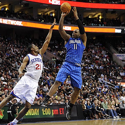 Glen Davis complements Dwight Howard in the Magic front court, getting 23 points and 12 rebounds in their victory.  (US Presswire)