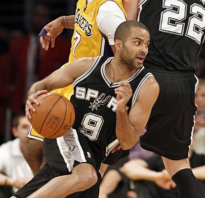 Tony Parker struts his stuff against the Lakers and finishes with 29 points along with 13 assists. (AP)