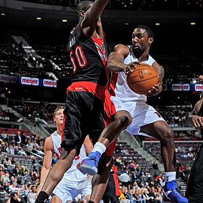 Ben Gordon scores 19 points off the bench, including a 3-pointer to break a late tie and lead the Pistons past the Raptors.  (Getty Images)
