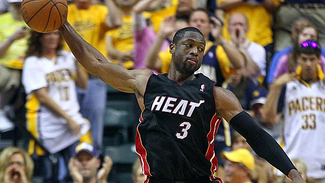 After a rough Game 3, Dwyane Wade bounces back to score 30 points in Game 4. (US Presswire)