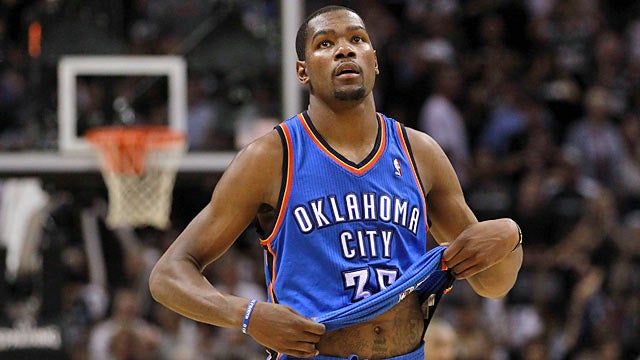 Durant deserves more from his fellow stars than a vanishing act. (Getty Images)