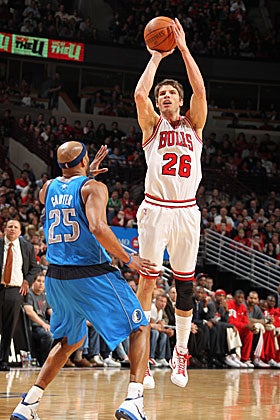 Kyle Korver's jumper was too expensive for the Bulls. (Getty Images)