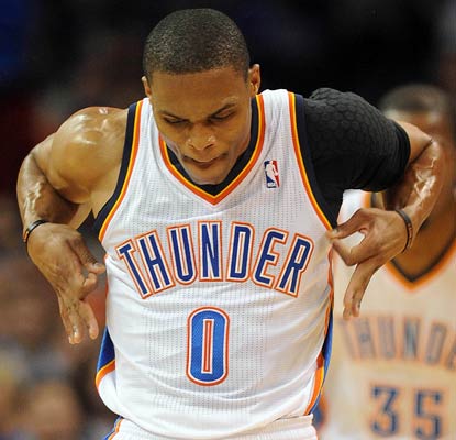 Russell Westbrook plays great defense and gets it done offensively, scoring 19 points for the Thunder.  (US Presswire)