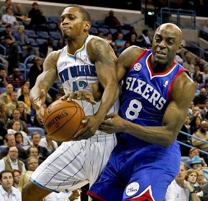 Lance Thomas' Hornets set an unfortunate franchise record with their 62-point effort against the Sixers. (US Presswire)